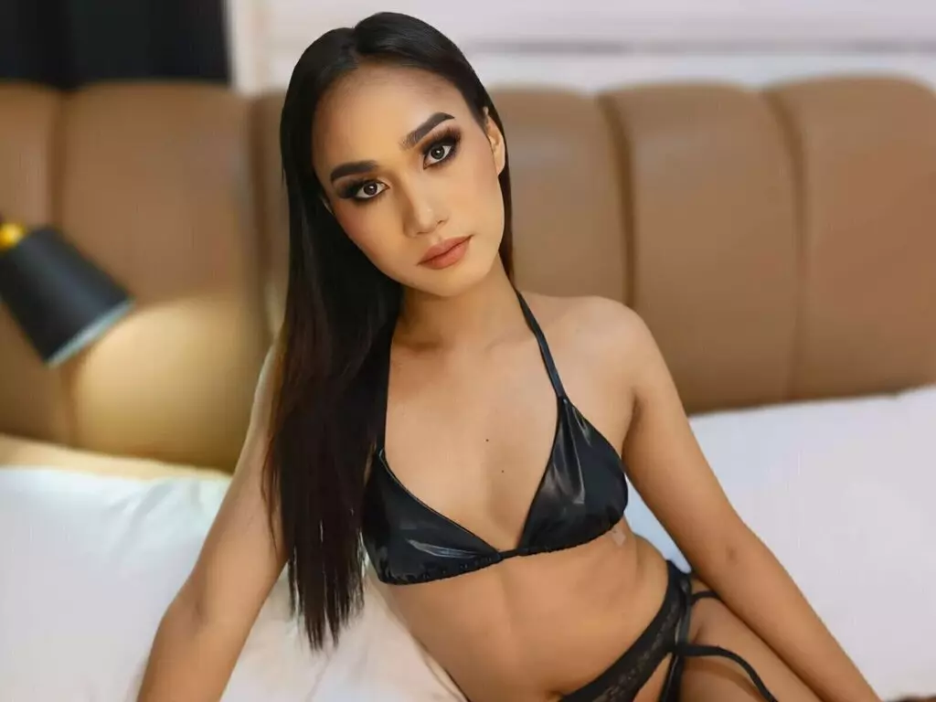 Live Sex Chat with AmirahGray