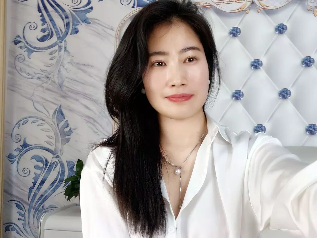 Live Sex Chat with DaisyFeng