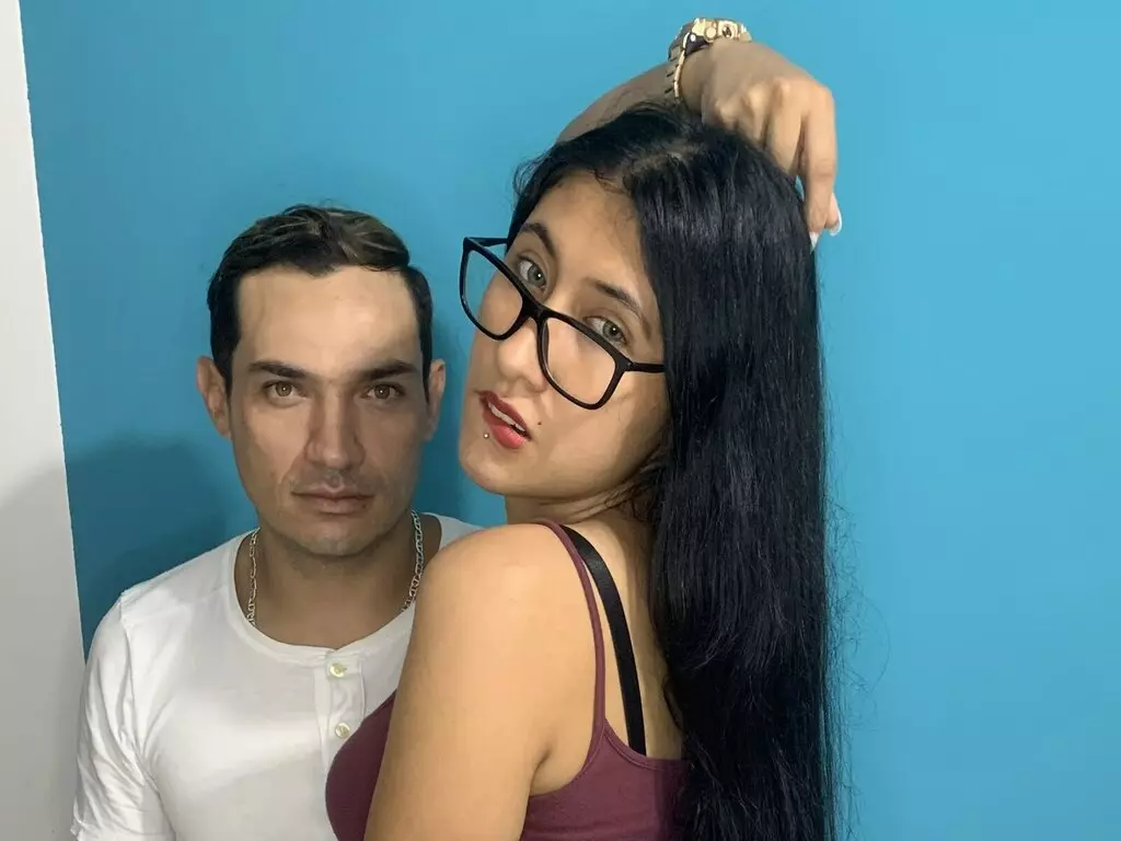 Live Sex Chat with JackAndKeily