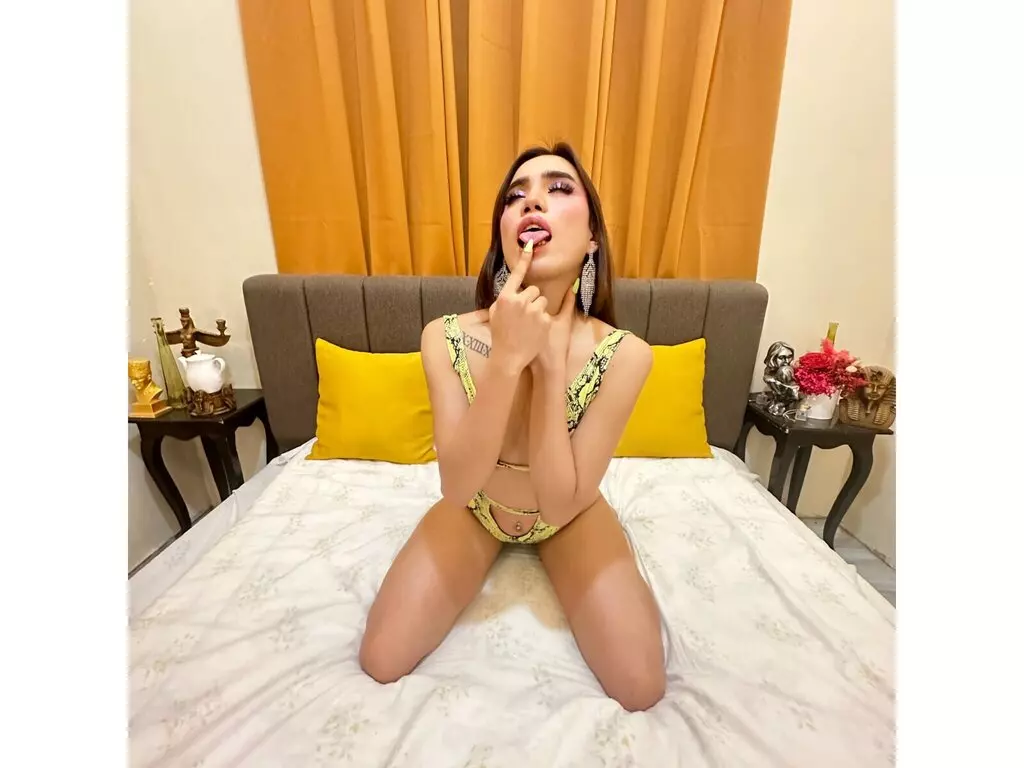 Live Sex Chat with JenievaSanmiguel