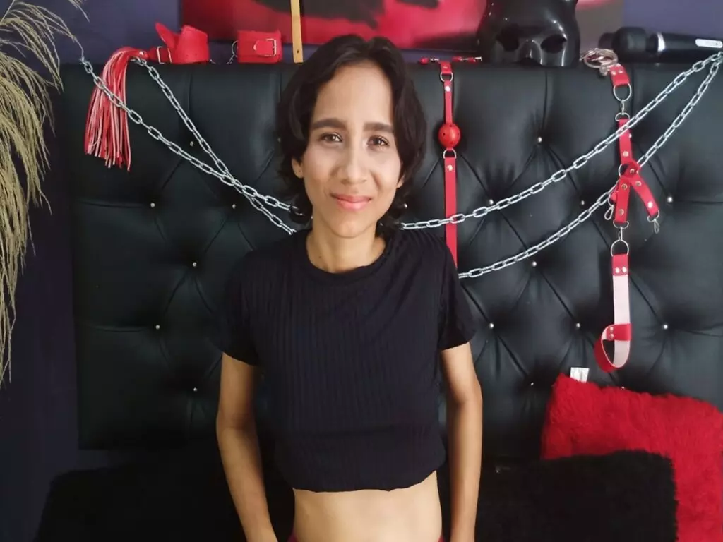 Live Sex Chat with VioleCrow